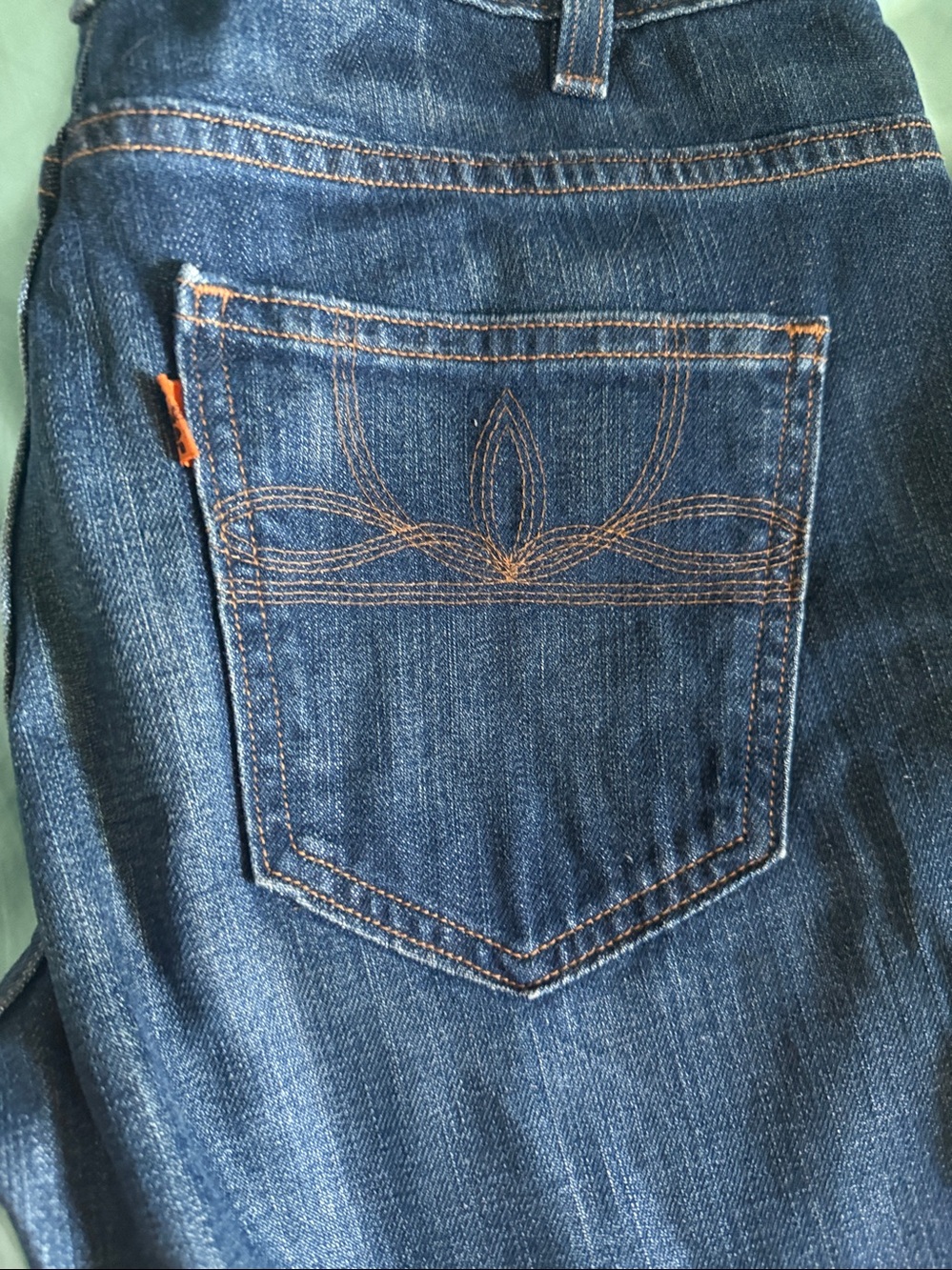 Dark Blue Women's Levi’s Bootcut Jeans flared 70’s inspired - Picture 2 of 6